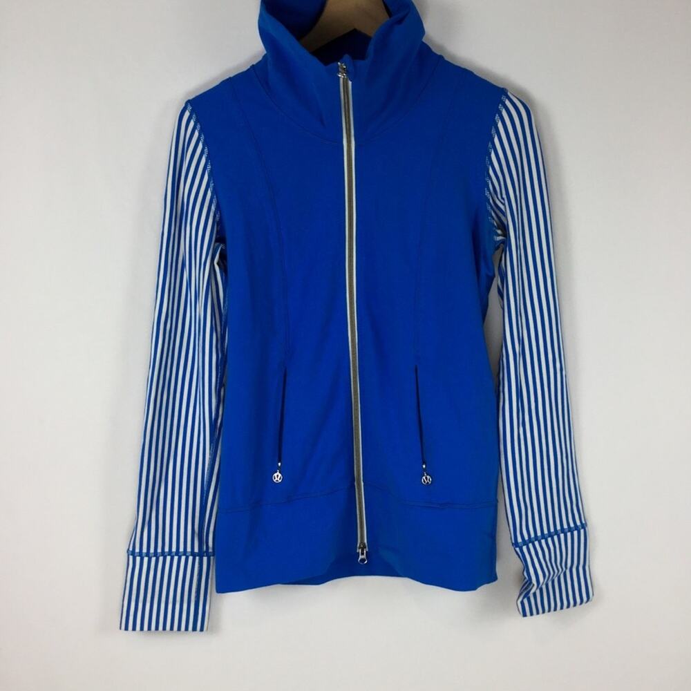 Lululemon Daily Yoga Jacket, Size 6, Striped